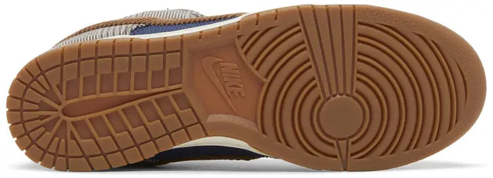 Nike Dunk Low "Tweed Corduroy"