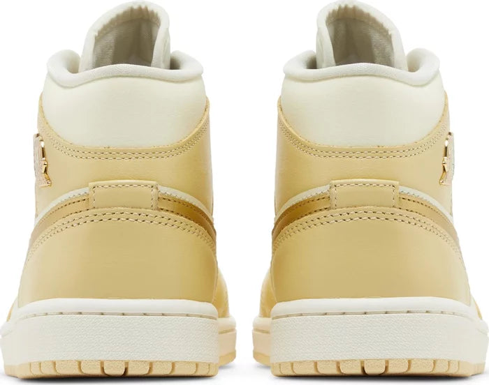 Women's Air Jordan 1 Mid "Pale Vanilla"