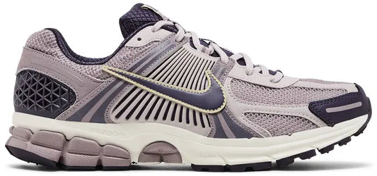 Nike Air Zoom Vomero 5 "Platinum Violet / Gold"