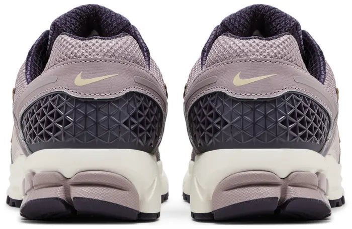 Nike Air Zoom Vomero 5 "Platinum Violet / Gold"